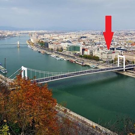 Monolit Budapest Center Guesthouse Bagian luar foto